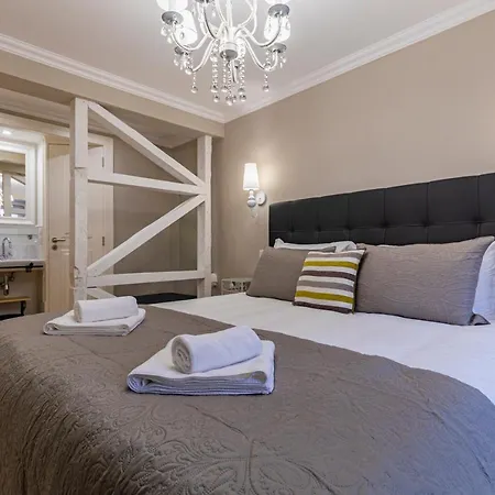 Lovelystay - Charming Douradoures I-2